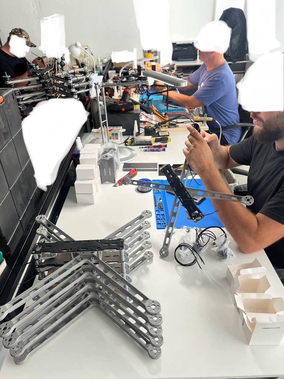 Команда инженеров Юрия Голика разработала дрон-перехватчик вражеских разведчиков 1