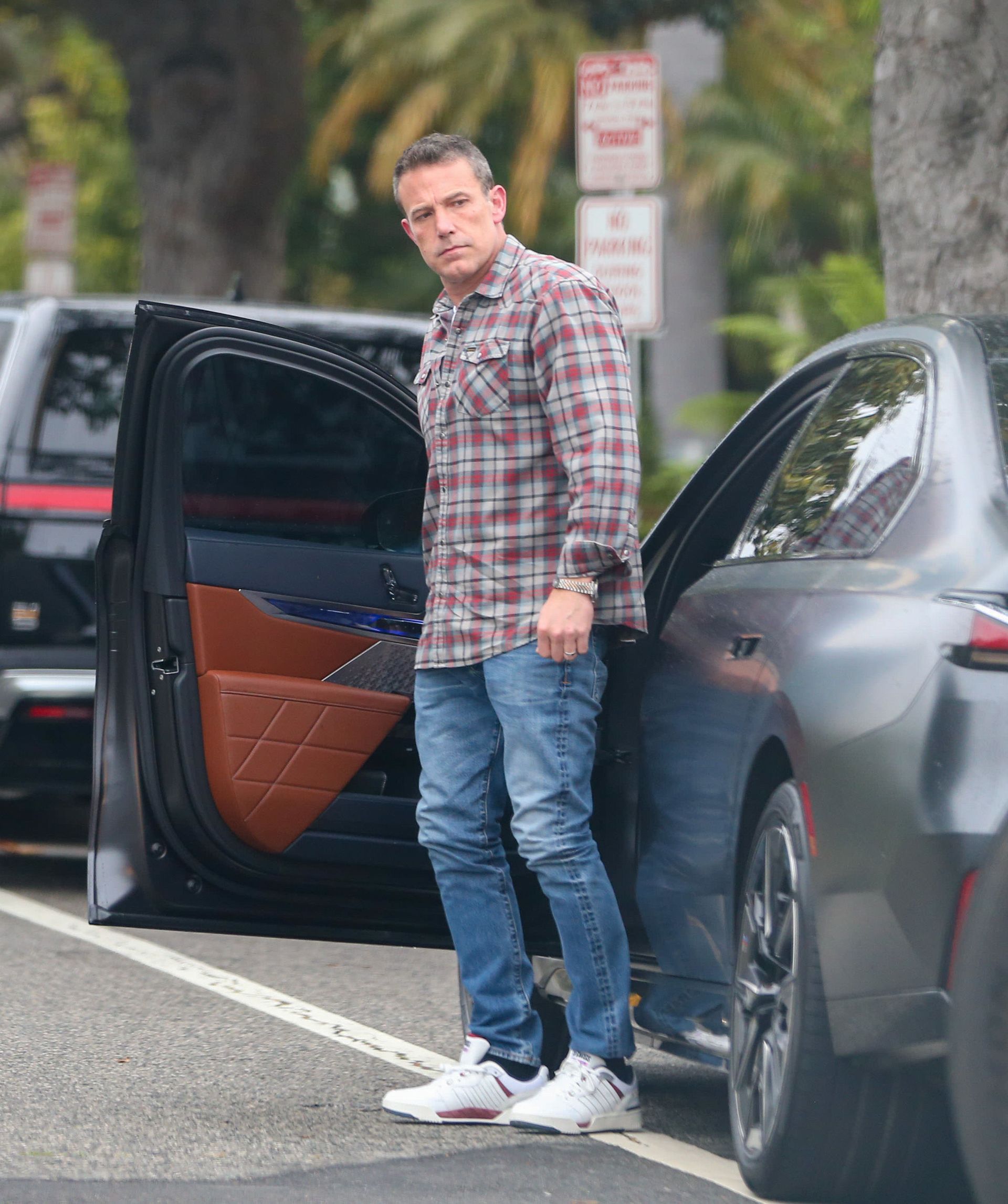 Недоволен Аффлек. Фото: Getty Images Недоволен Аффлек. Фото: Getty Images