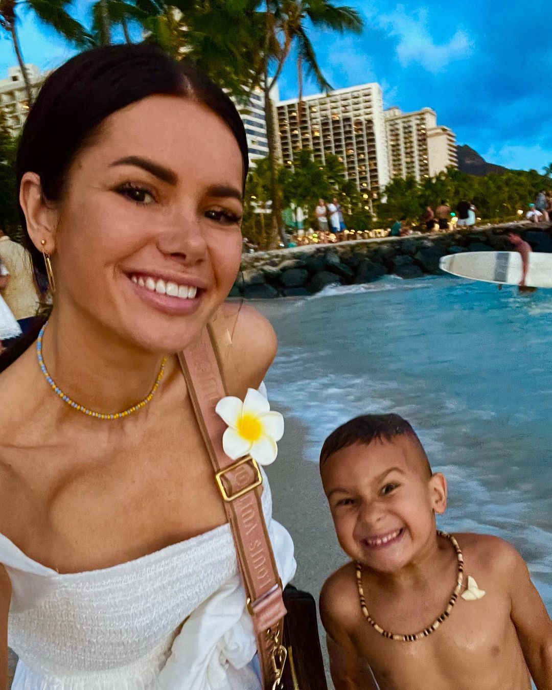 Шаманская боится, что сын останется в Америке один