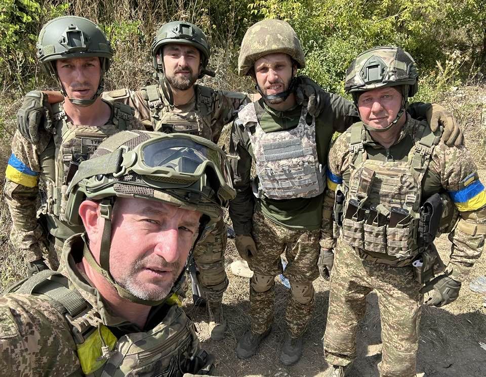 Сергей Жадан с собратьями. Фото: Facebook/serhiy.zhadan Сергей Жадан с собратьями. Фото: Facebook/serhiy.zhadan