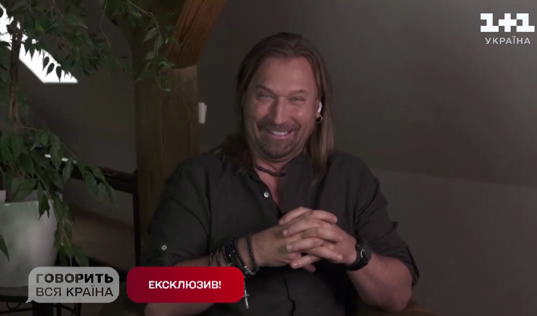 Счастлив Олег Винник на телевидении. Скриншот: YouTube Счастлив Олег Винник на телевидении. Скриншот: YouTube