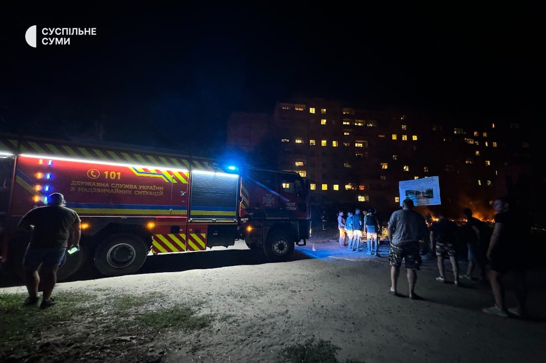 Росіяни вдарили ракетою по дитячому закладу освіти в Сумах: є руйнування та поранені 2
