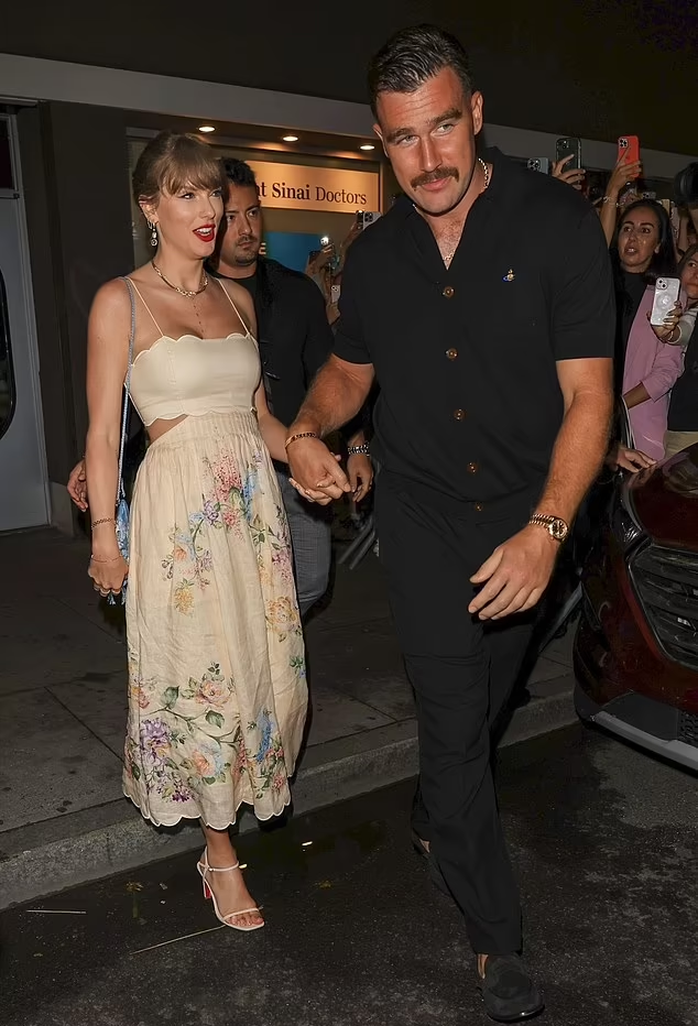 Тейлор Свіфт і Тревіс Келсі. Фото: Gamr/BackGrid Тейлор Свіфт і Тревіс Келсі. Фото: Gamr/BackGrid