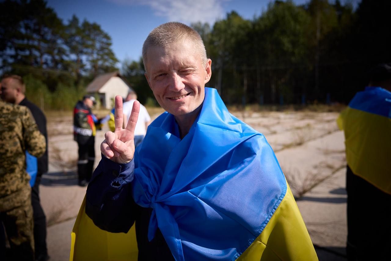 З поверненням додому! З поверненням додому!