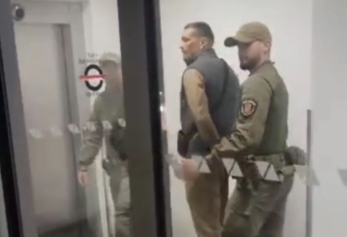 Усика затримали в аеропорту Кракова Усика затримали в аеропорту Кракова