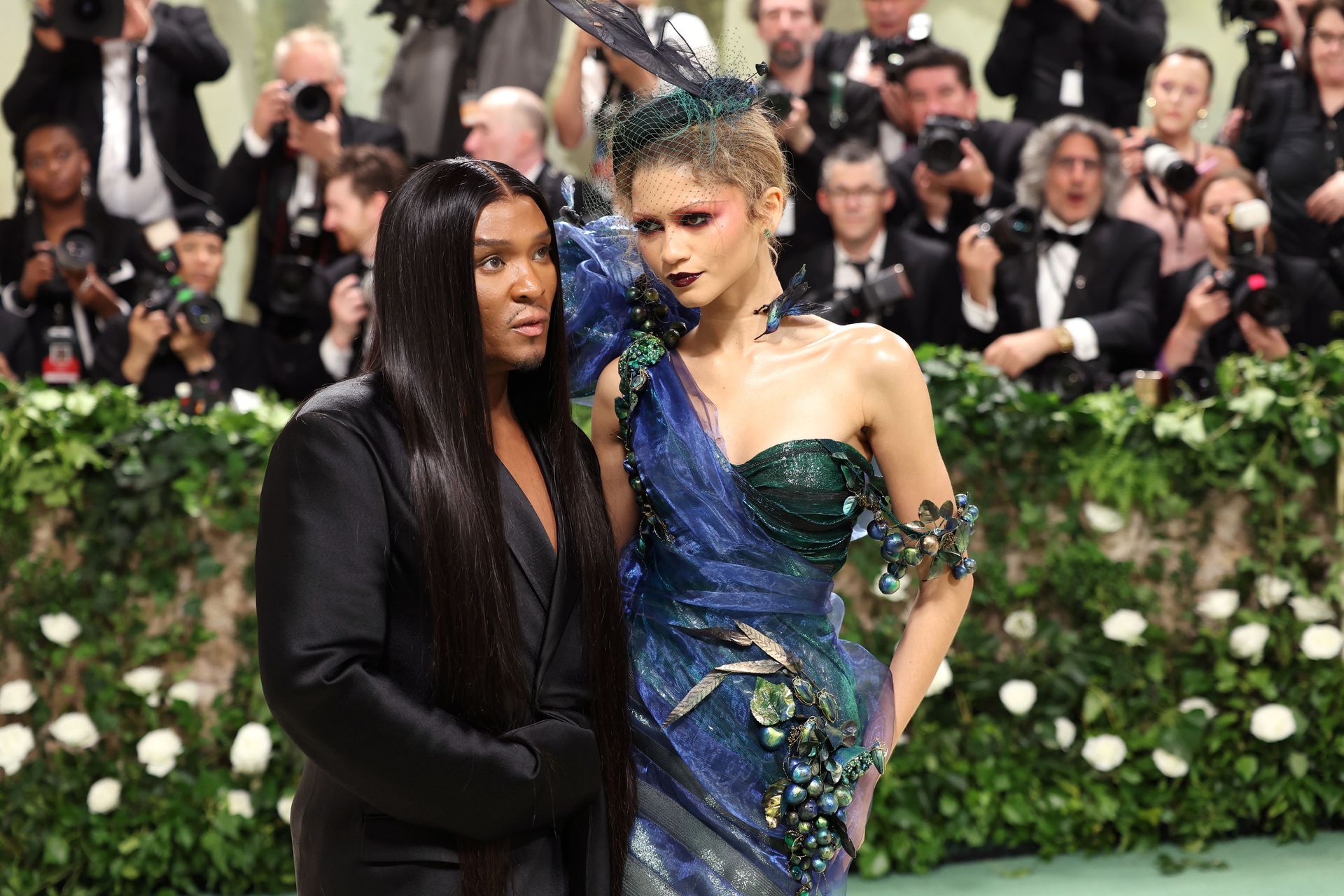 Лоу Роуч и Зендея на Met Gala 2024. Фото: Getty Images Лоу Роуч и Зендея на Met Gala 2024. Фото: Getty Images