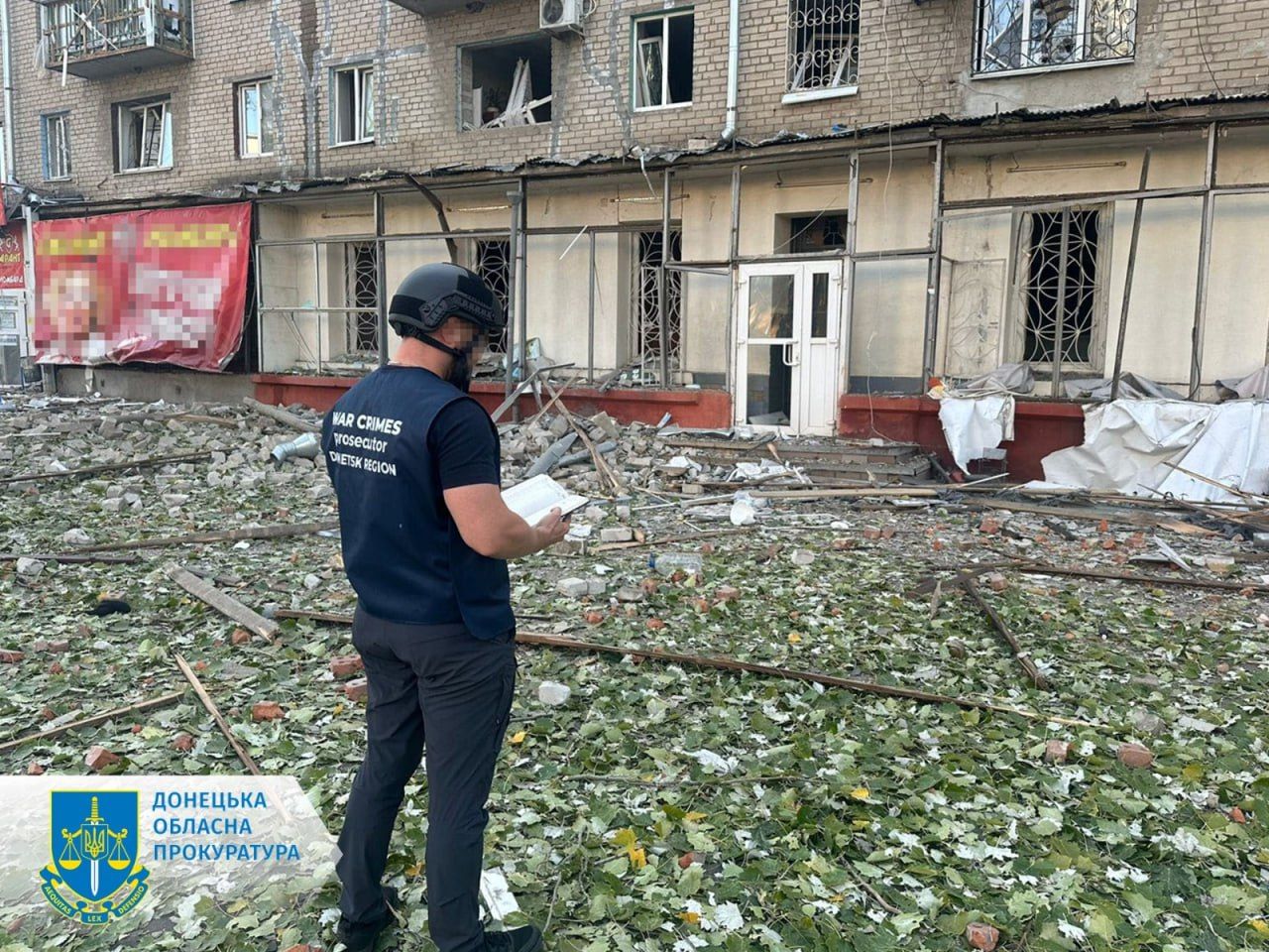 Россияне сбросили КАБы на центр Краматорска: есть жертвы и раненые (фото) 3