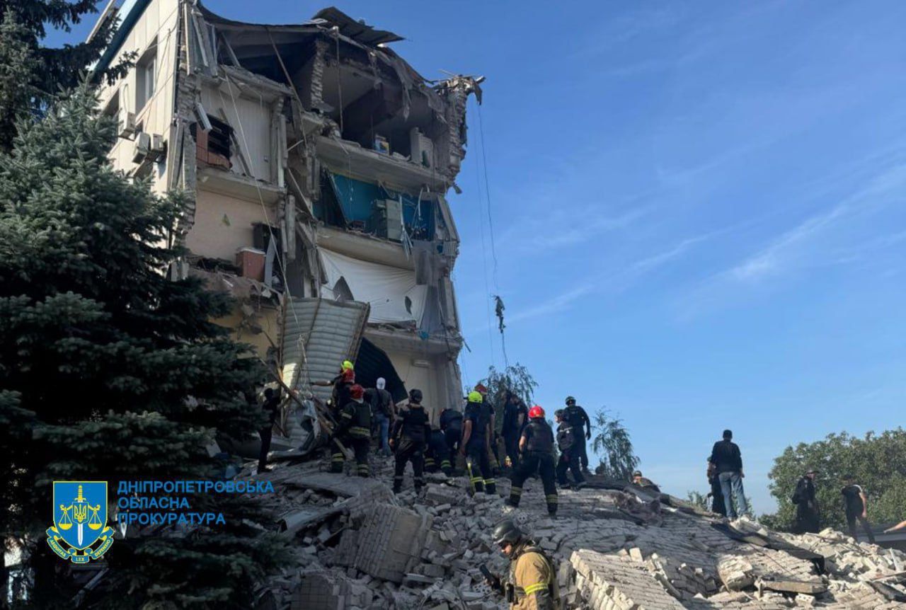 Обласна прокуратура оприлюднила фото наслідків удару  Обласна прокуратура оприлюднила фото наслідків удару