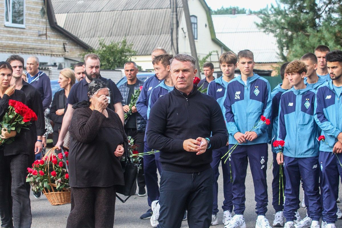 Сергей Ребров похоронил своего отца 1