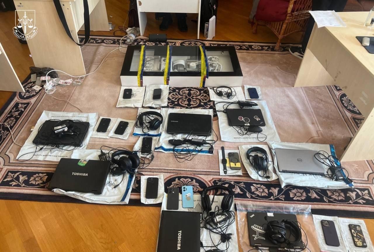 Нацполіція накрила call-центр, який ошукав громадян Чехії на мільоні 3
