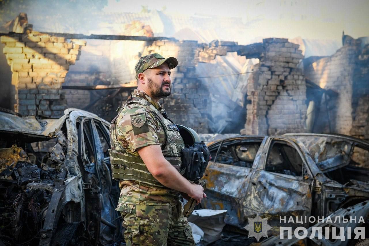 На Запоріжжі страшно дивитися! Фото наслідків ударів, що тривали дві доби 4