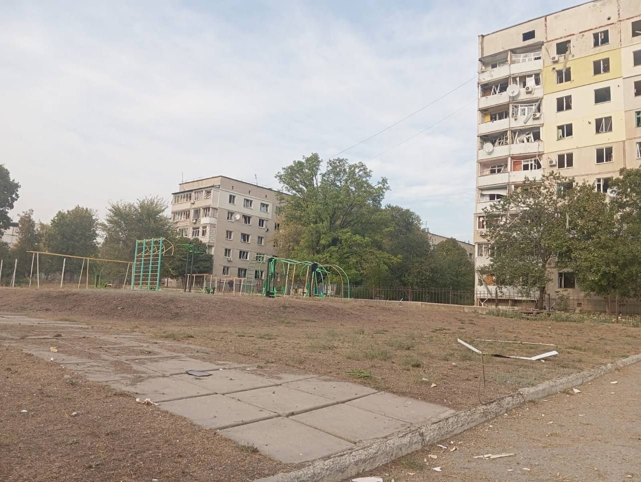 Наслідки ворожих обстрілів Наслідки ворожих обстрілів