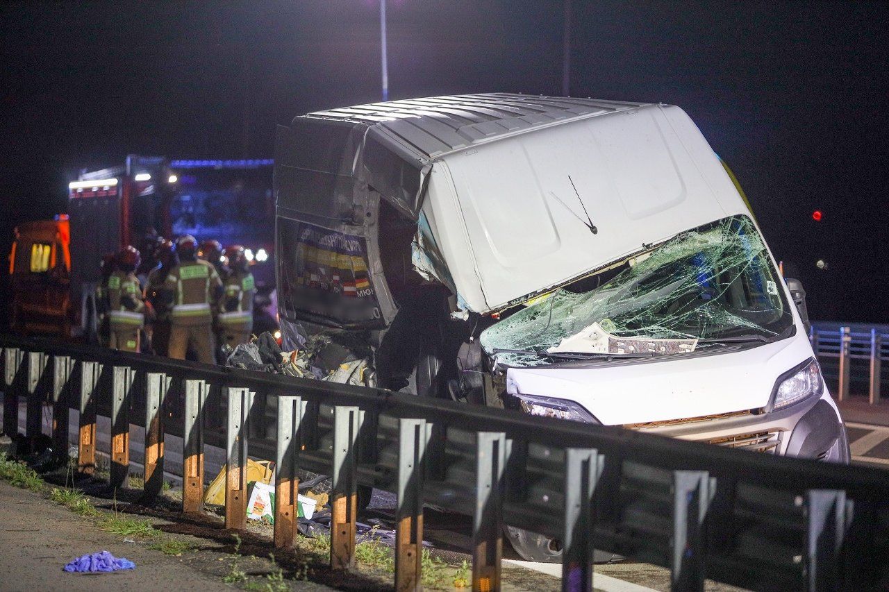 У Медиці сталася смертельна ДТП з українцями. Фото - Лукаш Сольський У Медиці сталася смертельна ДТП з українцями. Фото - Лукаш Сольський