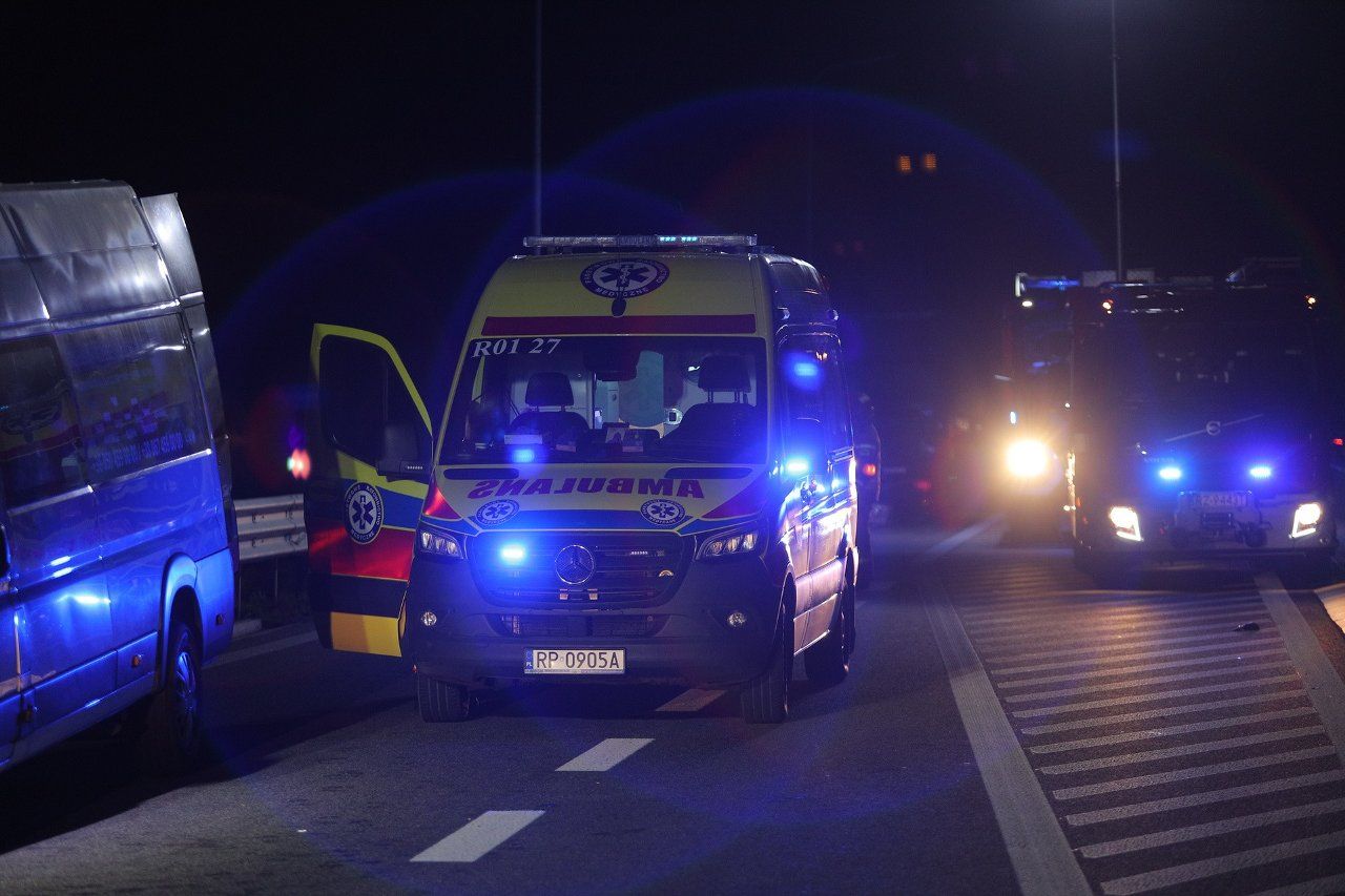 Унаслідок аварії загинули двоє людей - чоловік та жінка. Фото - Лукаш Сольський Унаслідок аварії загинули двоє людей - чоловік та жінка. Фото - Лукаш Сольський