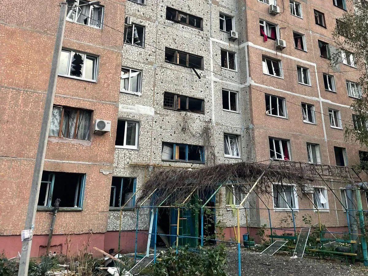 Наслідки російських обстрілів Наслідки російських обстрілів