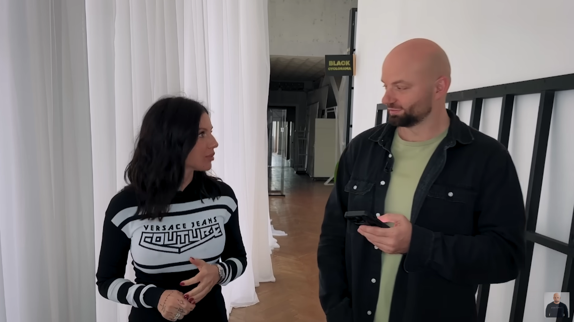 Анна Алхим на интервью у Славы Демина Анна Алхим на интервью у Славы Демина