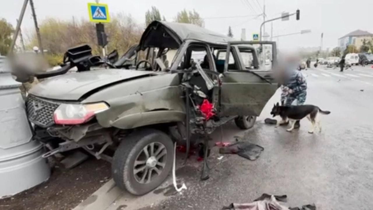 Автомобіль злетів у повітря разом із Пєрвухою. Фото - ГУР МО Автомобіль злетів у повітря разом із Пєрвухою. Фото - ГУР МО