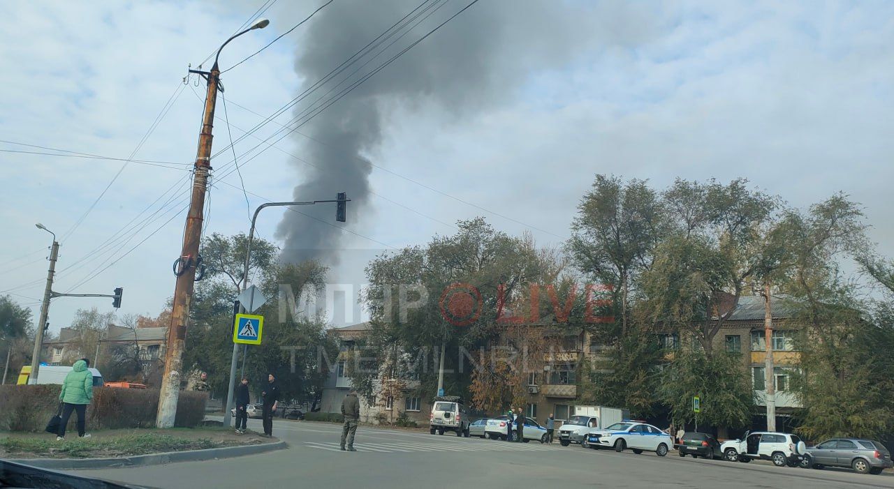 Дим в Луганську після вибухів