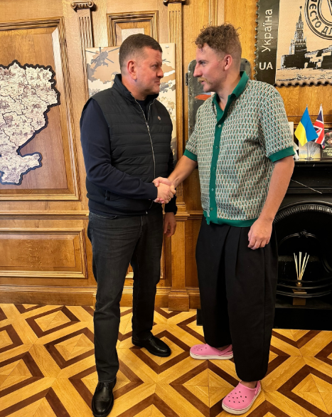 Залужный поспорил с Клопотенко относительно борща Залужный поспорил с Клопотенко относительно борща