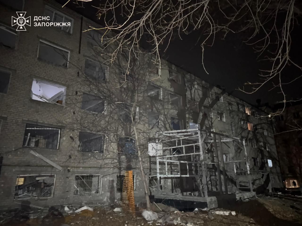 Окупанти вночі розбомбили Запоріжжя, є загиблий та поранені - ОВА 3