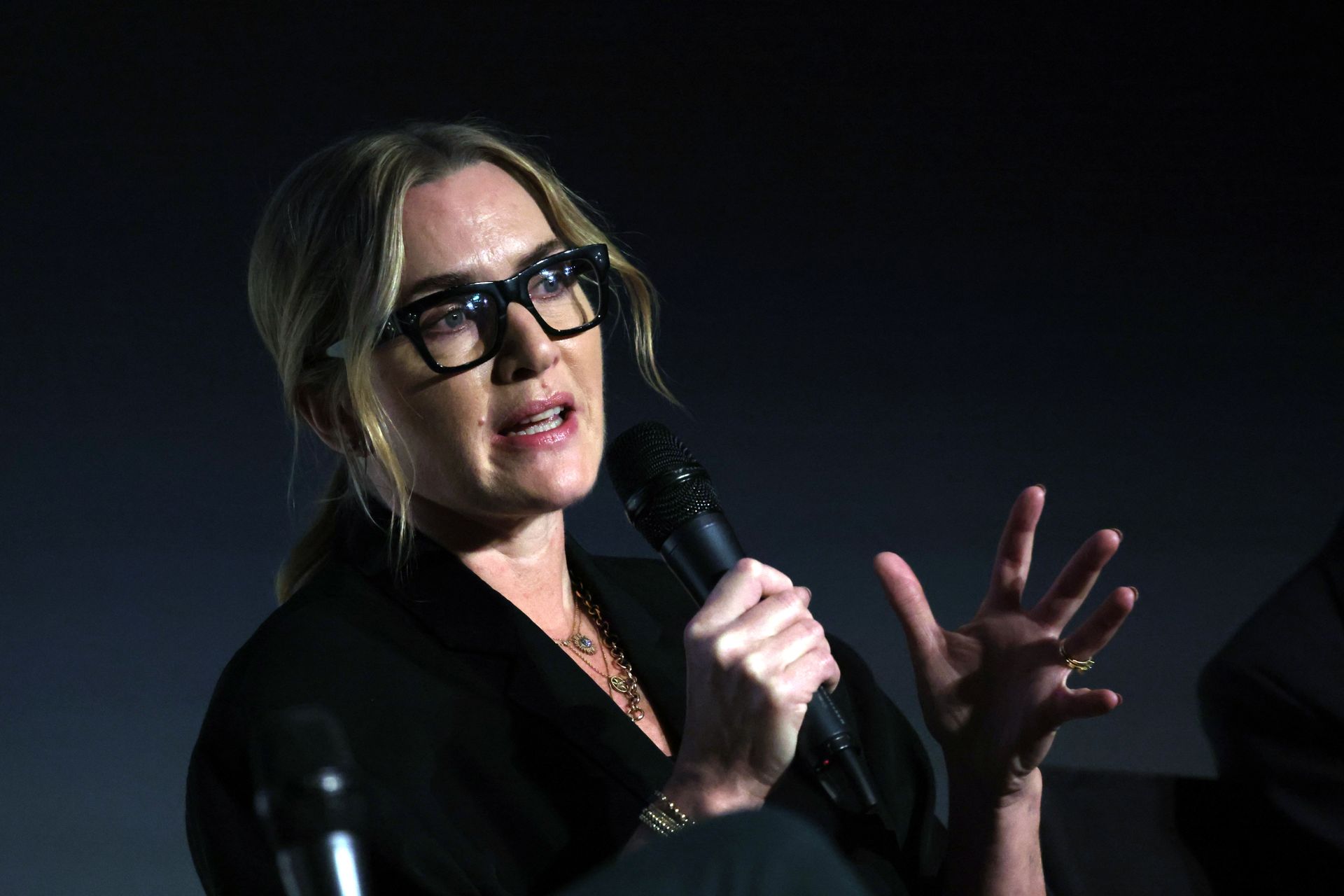 Кейт Уинслет на презентации. Фото: Getty Images Кейт Уинслет на презентации. Фото: Getty Images