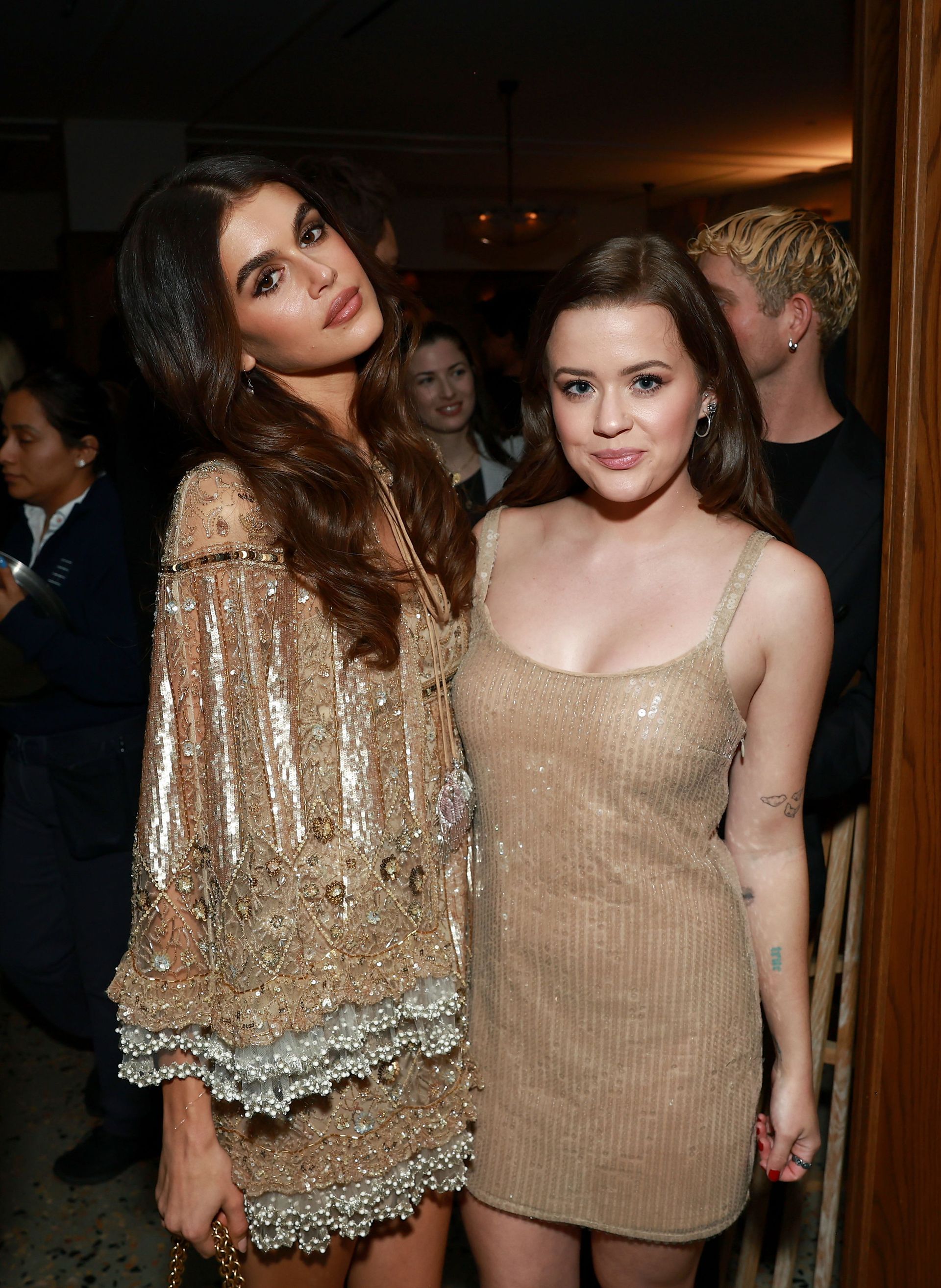 Девушки вместе позировали фотографам. Фото: Getty Images Девушки вместе позировали фотографам. Фото: Getty Images