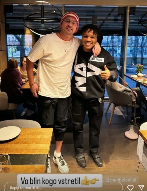 Мілевський зустрівся у кальян-барі з олімпійським чемпіоном 1