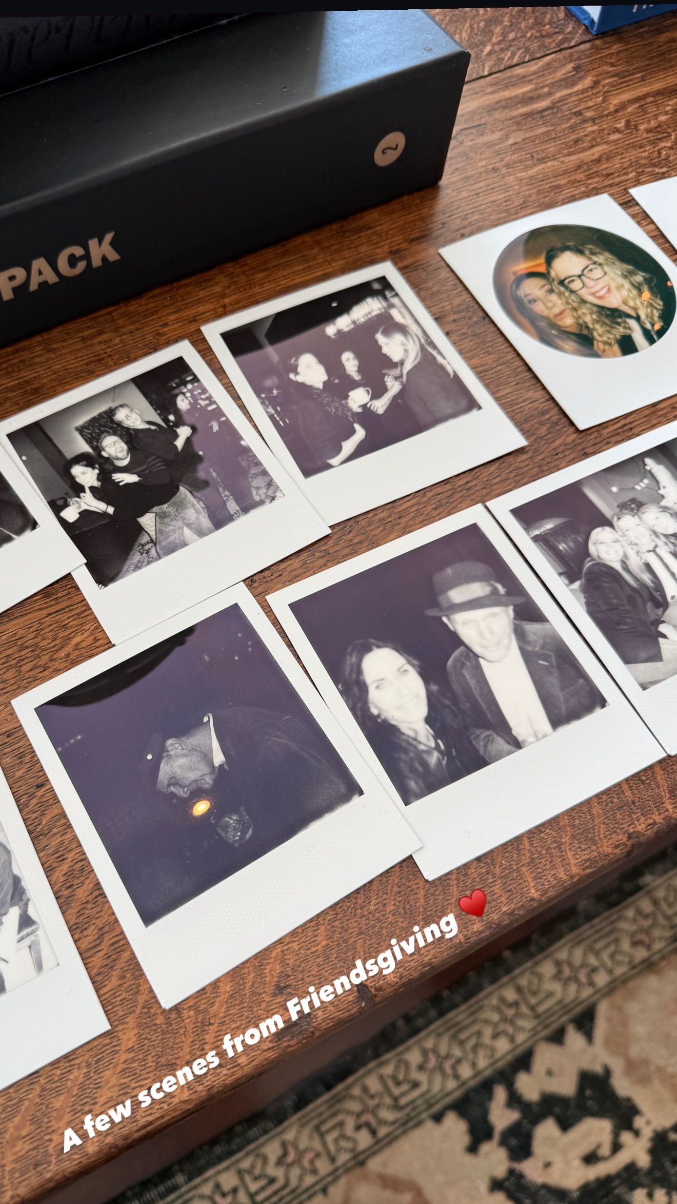 Эти фото осчастливили поклонников Энистон. Эти фото осчастливили поклонников Энистон.