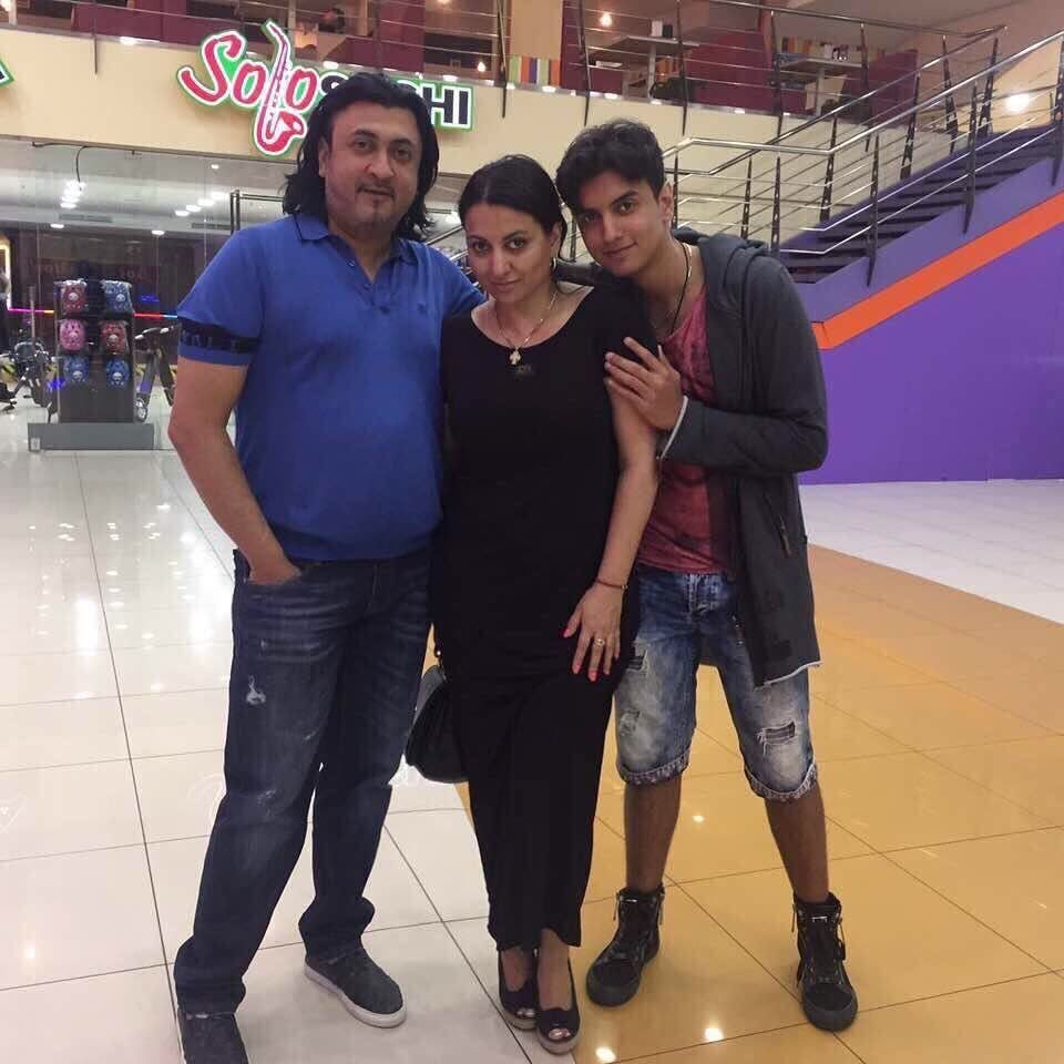 Петр Черный с экс-женой и сыном Петр Черный с экс-женой и сыном