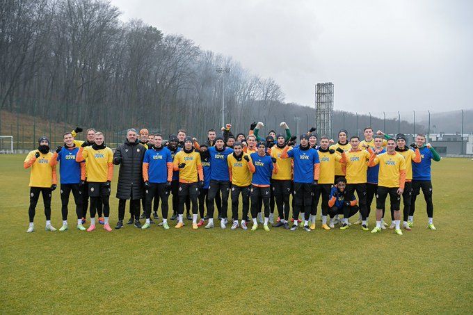 Шахтар підтримав Усика перед поєдинком з Ф'юрі 1