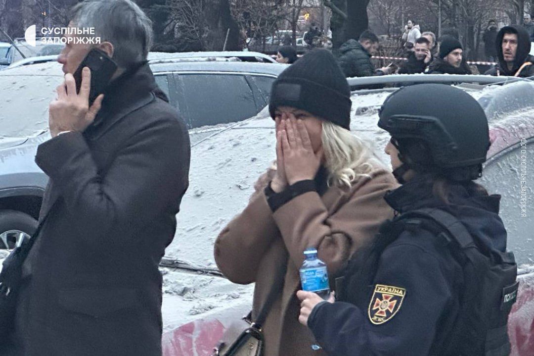 Люди не могут прийти в себя после атаки РФ Люди не могут прийти в себя после атаки РФ