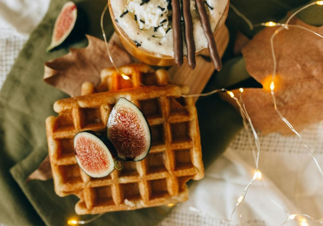 14 декабря проводится Национальный день печенья и соуса в США.