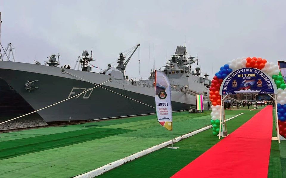 На церемонии присутствовал глава Минобороны Индии. На церемонии присутствовал глава Минобороны Индии.