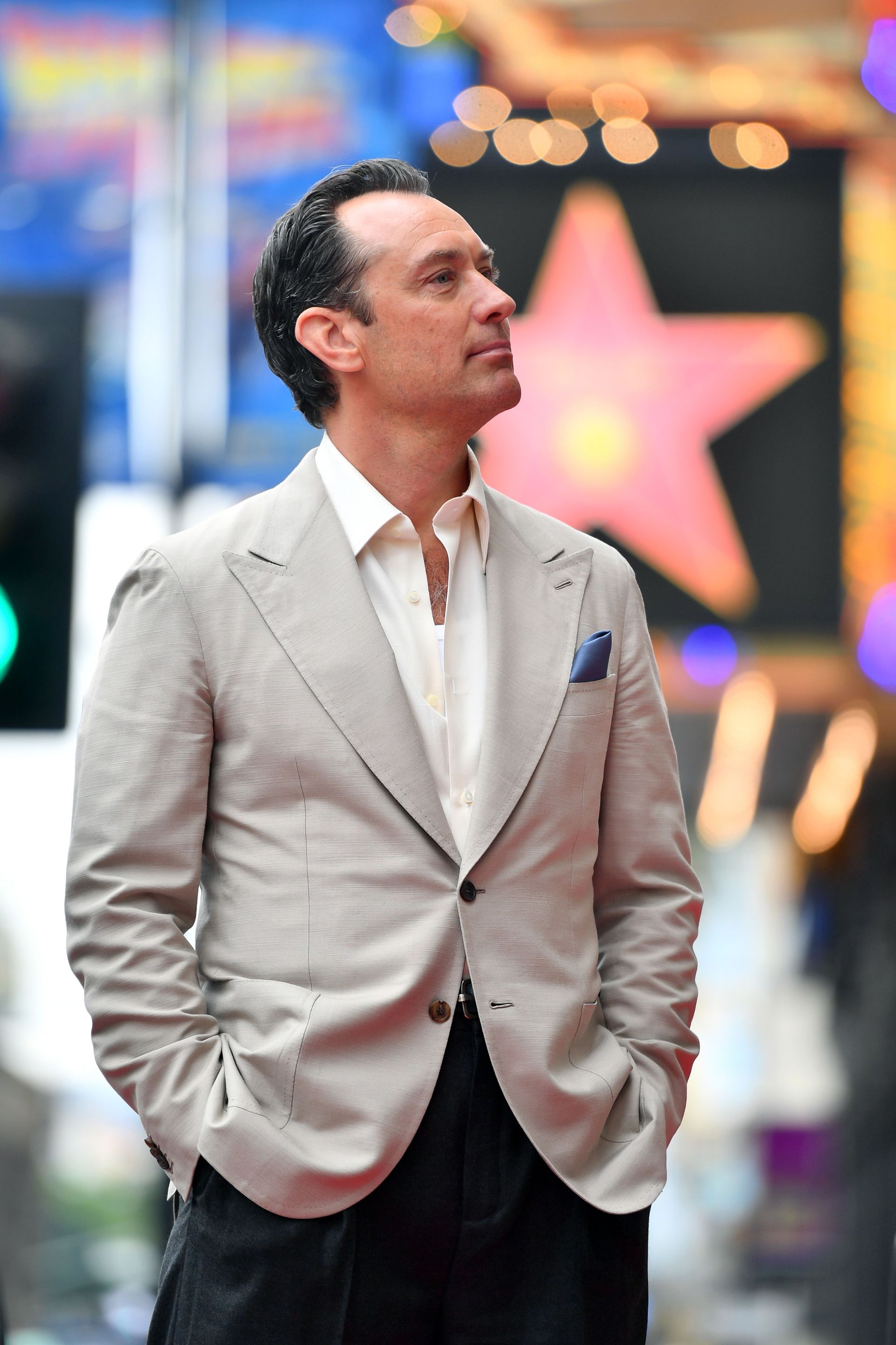 Елегантний Джуд Лоу. Фото: Getty Images Елегантний Джуд Лоу. Фото: Getty Images