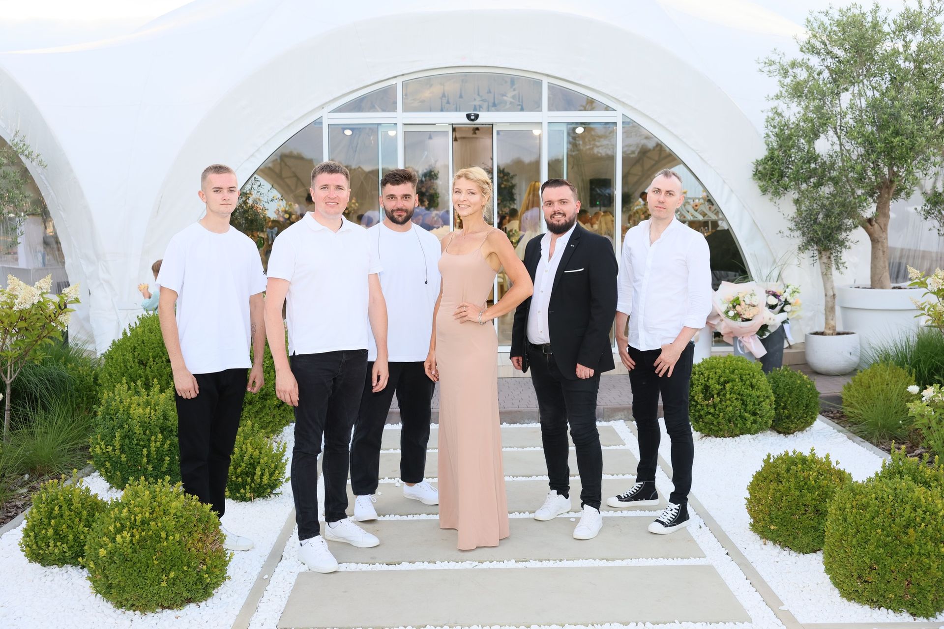 Співачка Ірина Борисюк з музикантами