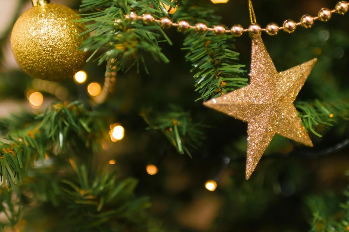 Зазираючи наперед, біля Нового року, можна побачити, що 31-го грудня передбачається малесеньке зниження температури.