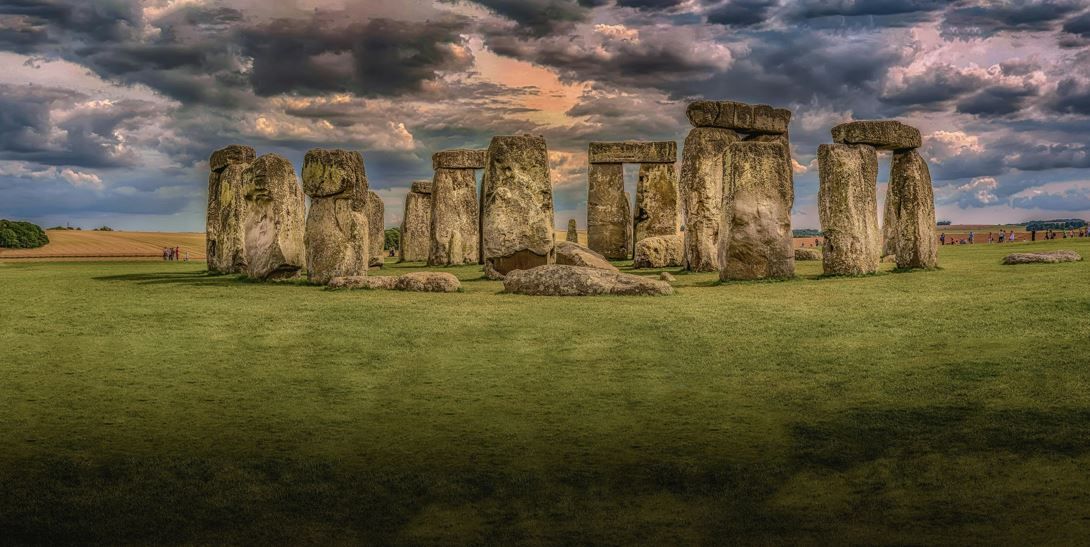 Стоунхендж виділяється як пам’ятник з-поміж інших.
