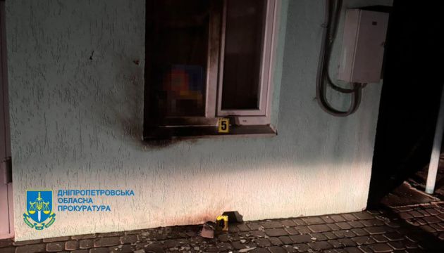 Палии забросили горящую бутылку в окно