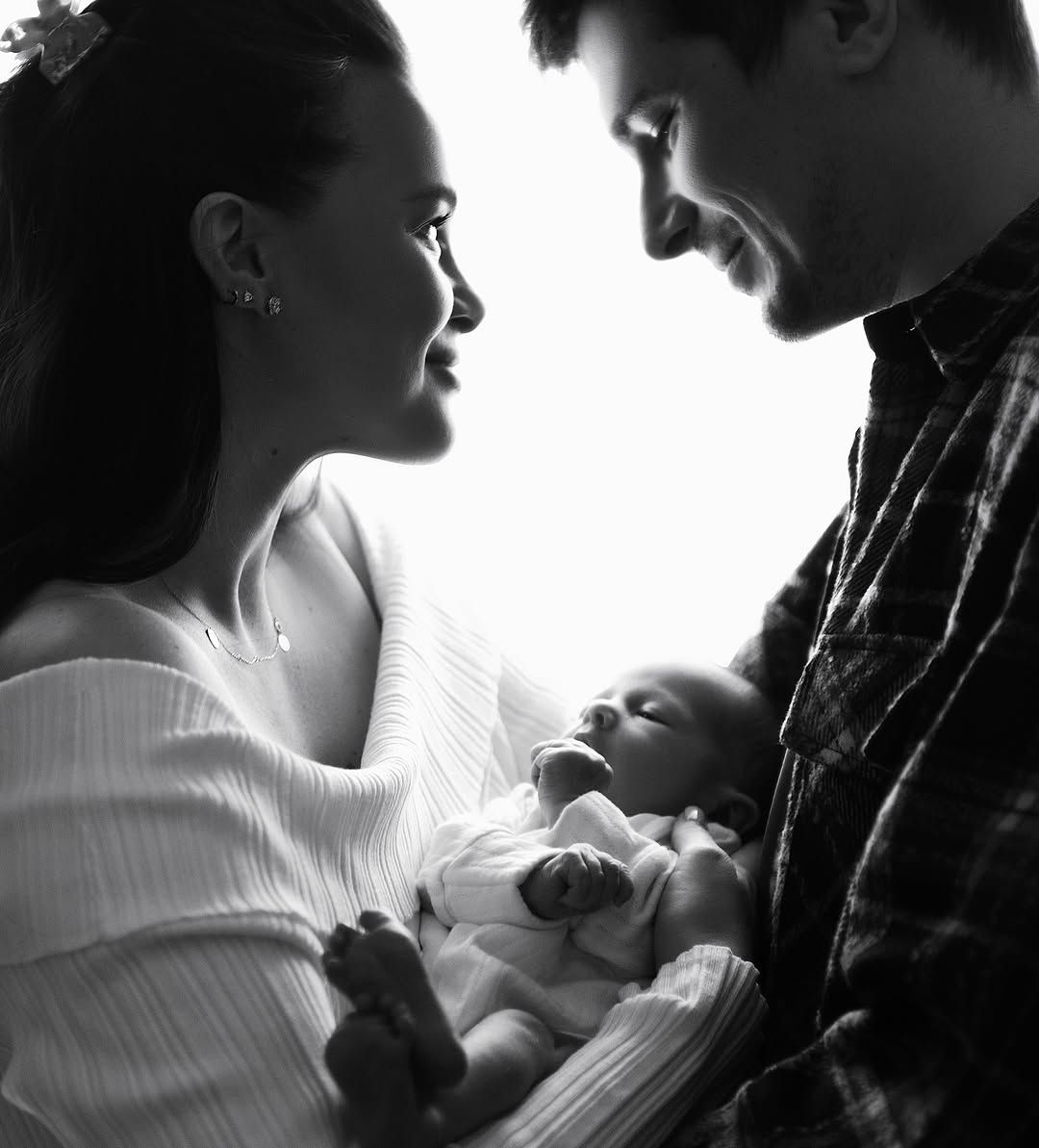 Зіркові батьки не приховують свого щастя від народження Марії Зіркові батьки не приховують свого щастя від народження Марії