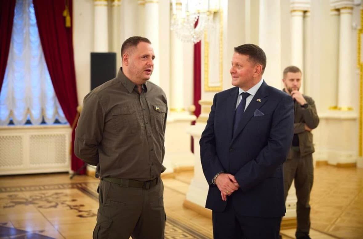 Єрмак із Залужним під час візиту Кіра Стармера до Києва Єрмак із Залужним під час візиту Кіра Стармера до Києва