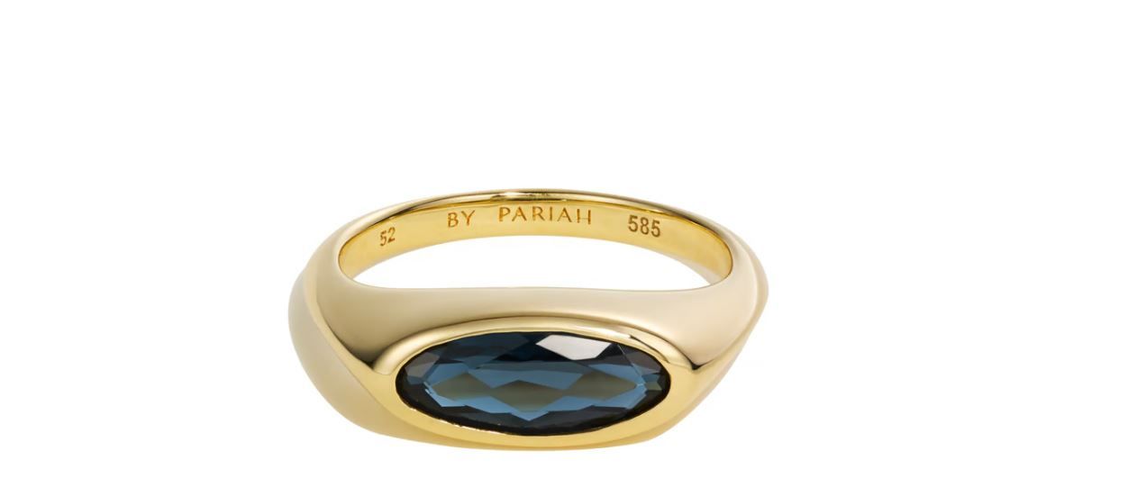 Топаз в желтом золоте.