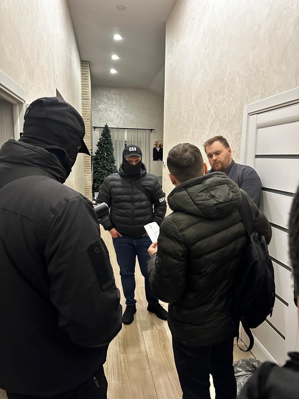 Обшуки у Макса Назарова