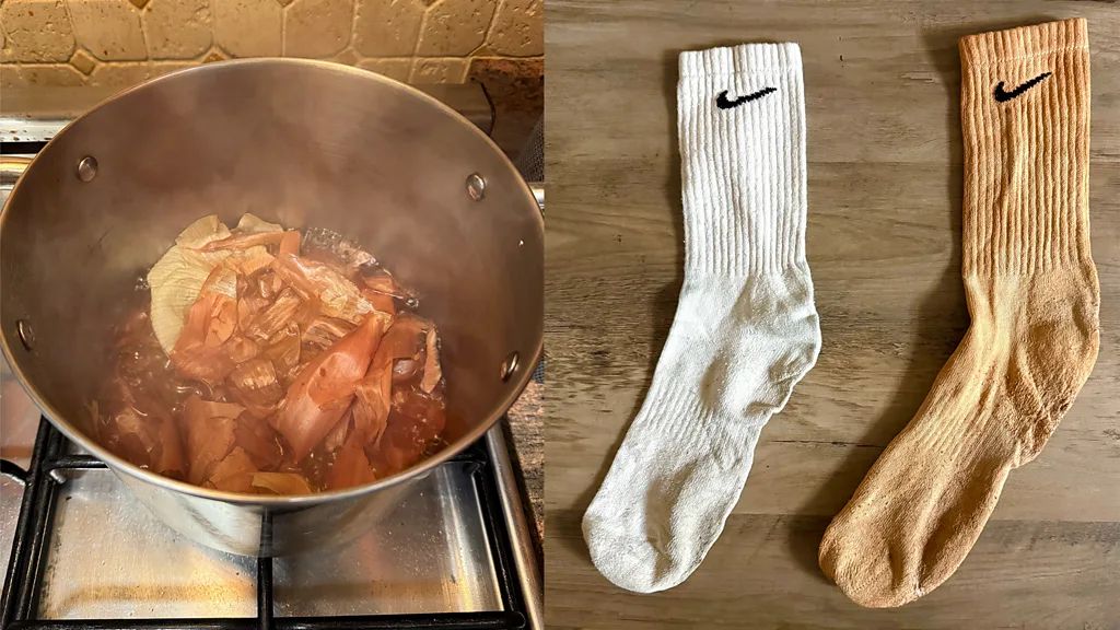 Покрасьте шелухой лука носки. Покрасьте шелухой лука носки.