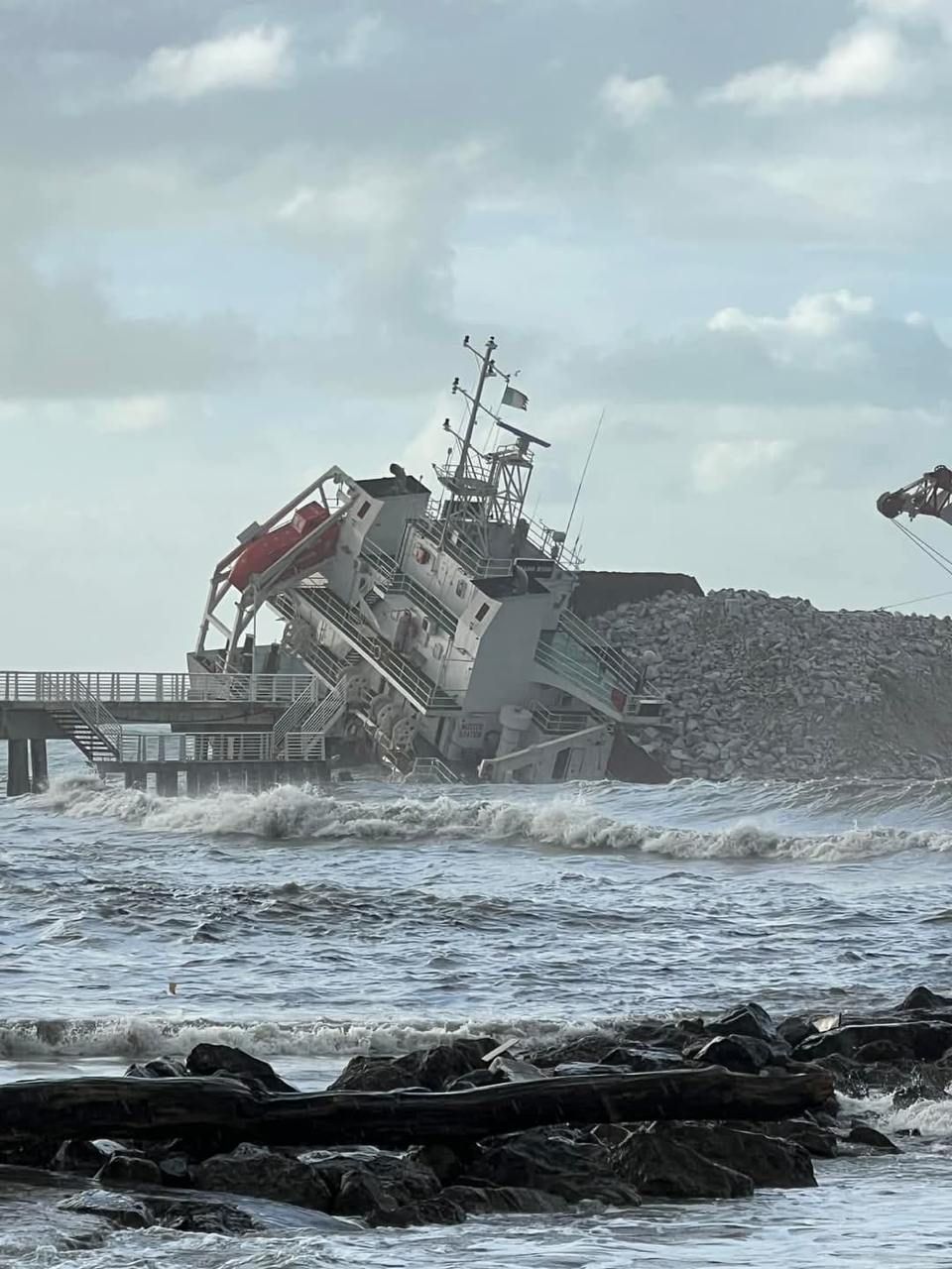 Судно після аварії