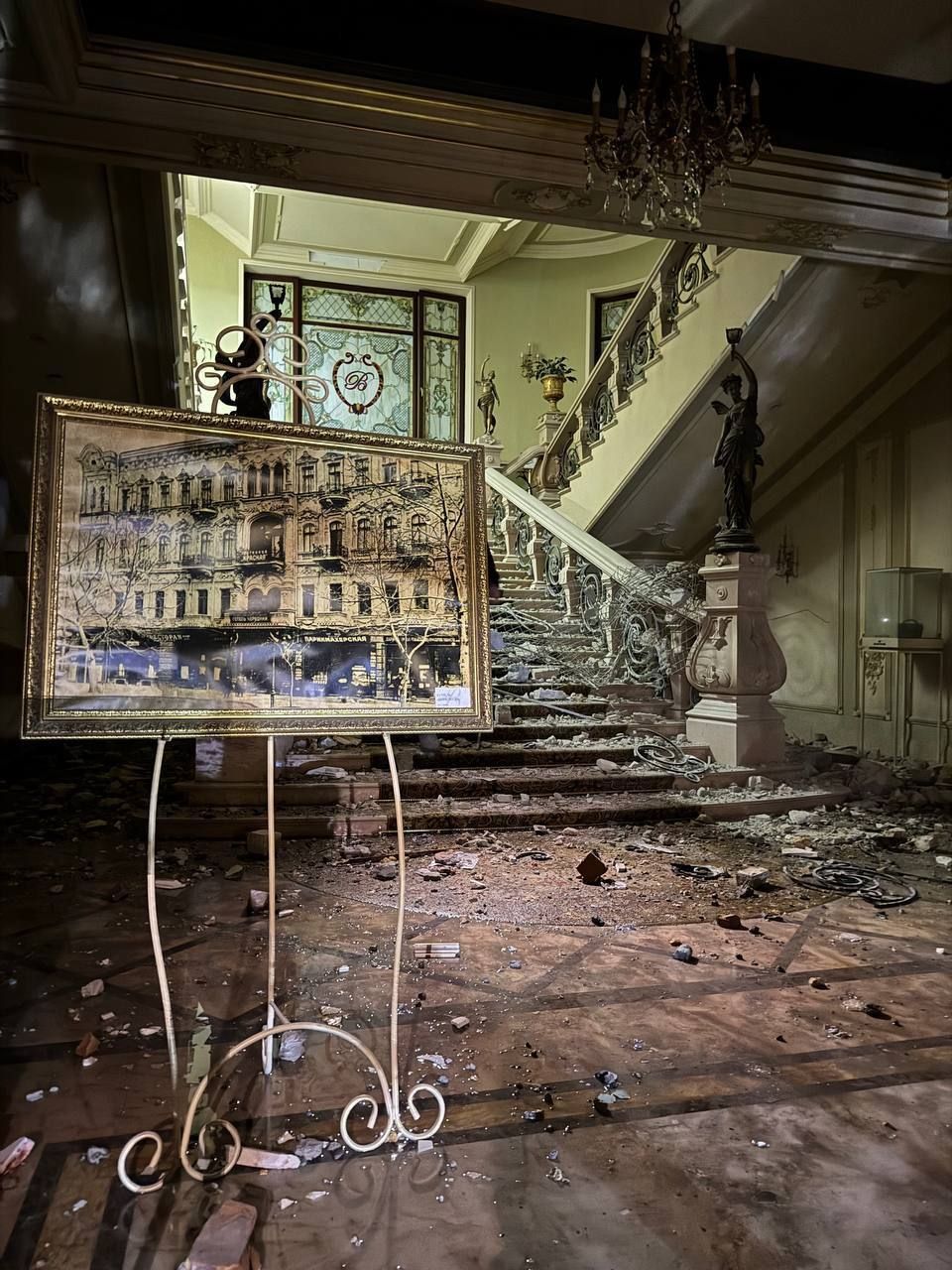 Мэр Одессы показал последствия российского удара и назвал количество пострадавших – фото 1