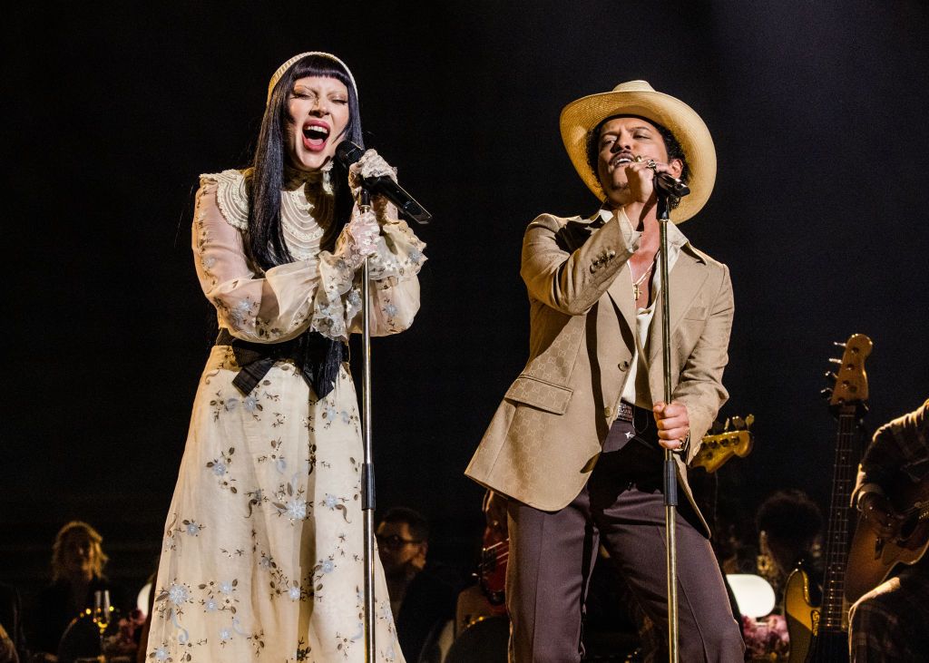 Виступ Леді Гаги та Бруно Марса Виступ Леді Гаги та Бруно Марса