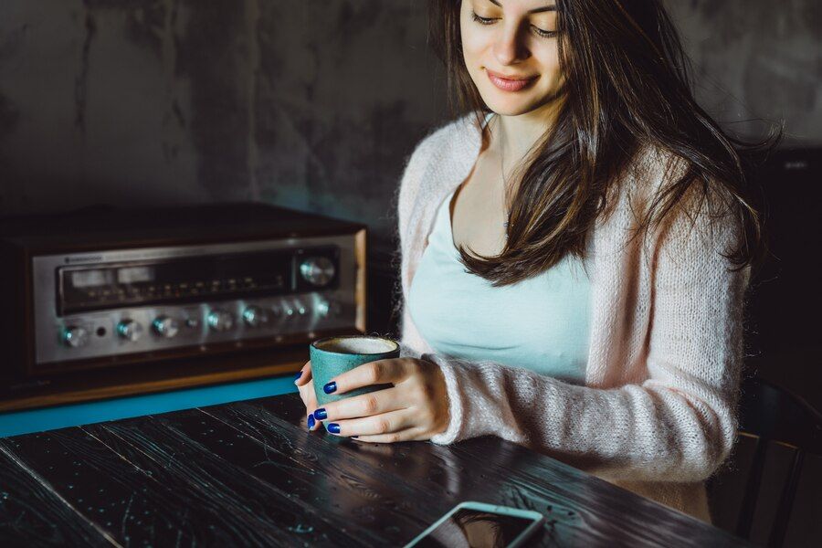 Всесвітній день радіо відзначають 13 лютого.