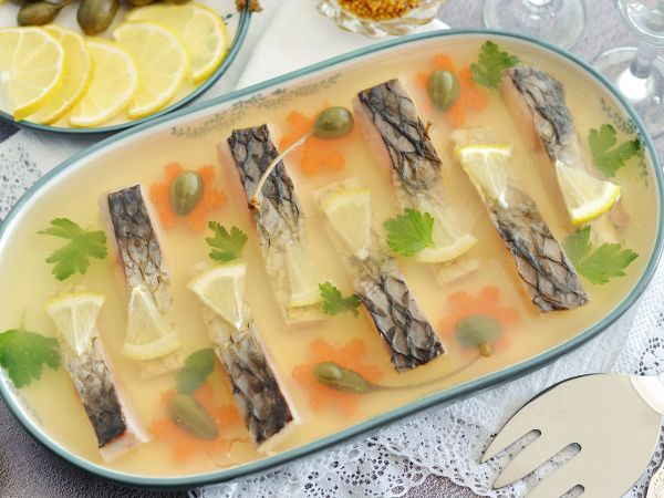 Это диетическое блюдо еще и очень полезное, вкусное! Овощной торт и рыбное холодное от актрисы Раисы Недашковской 2