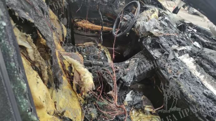 Все, що лишилося від авто. Фото: УП