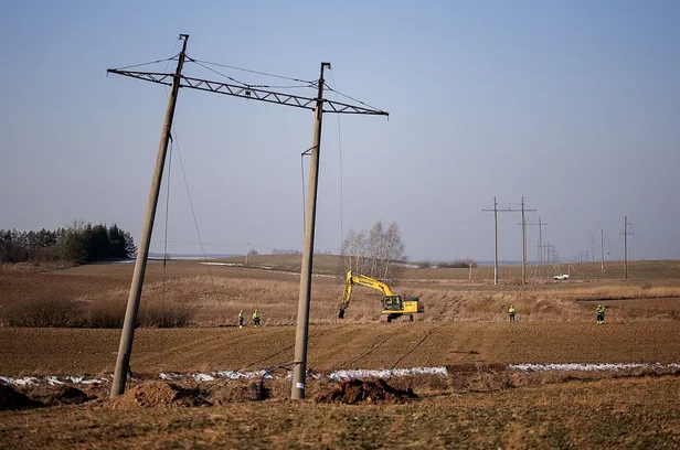 Часть оборудования демонтированной ЛЭП передадут Украине Часть оборудования демонтированной ЛЭП передадут Украине